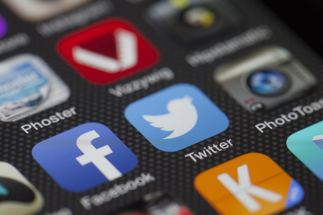 marketing-social-media-tips-header-image